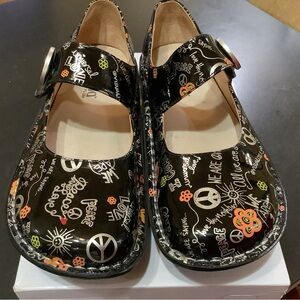 Alegria Black Multicolor Peace Sign Dress Shoes